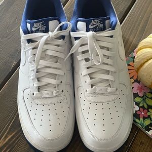 Nike Air Air Force 1 - only worn a few times